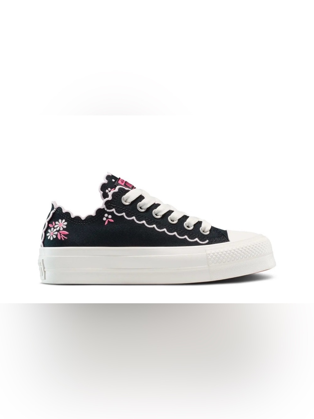 CHUCK TAYLOR ALL STAR LIFT PLATFORM LOW EMBROIDERED FLOWERS - BLACK